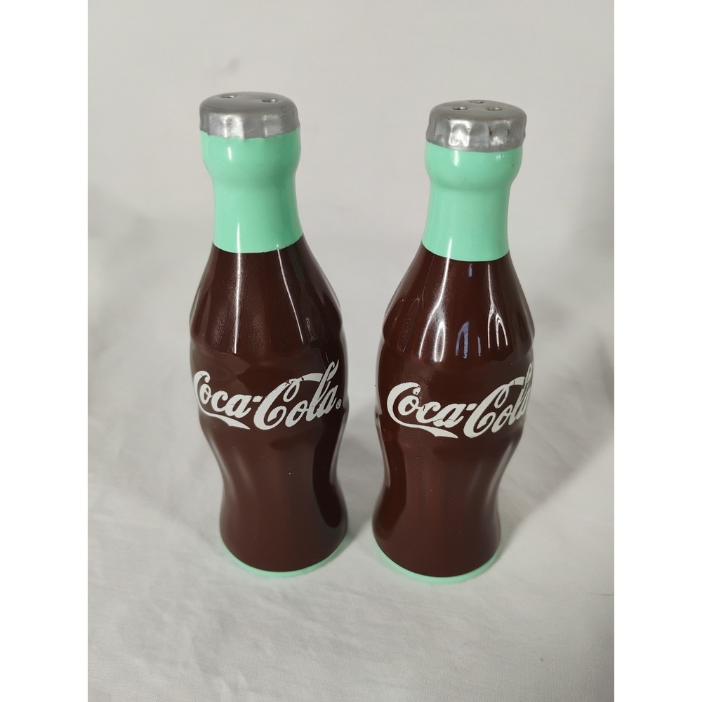 Vintage Coca Cola Bottle Salt And‎ Pepper Shaker Set w/stoppers
